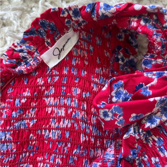 one-shoulder smocked floral top - Picture 2 of 3